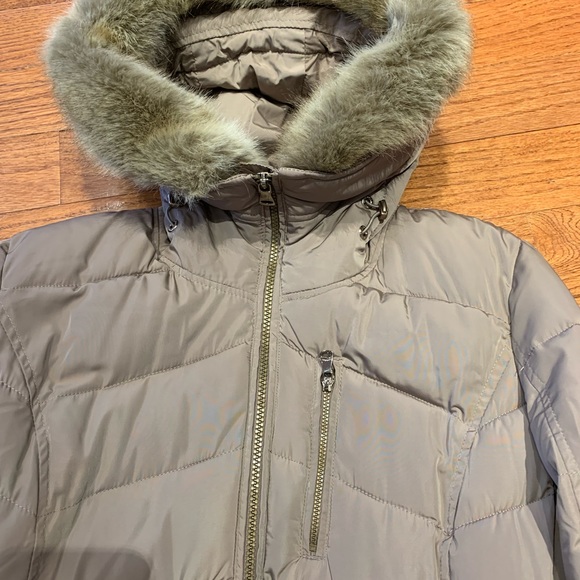 Luxurious Calvin Klein Down Coat Latte Gold Accents XS - Picture 3 of 13